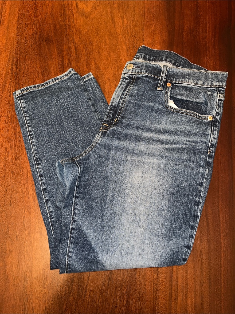 GAP Girlfriend Mid Rise Jeans - Size 33/16R